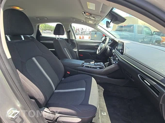 2021 Hyundai Sonata SEL – miniatura 8