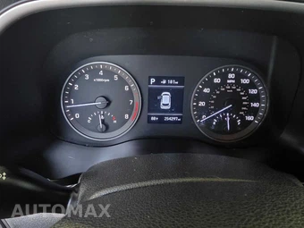 2021 Hyundai Tucson SE - miniatura 10