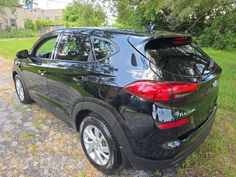 2021 Hyundai Tucson SE - miniatura 2