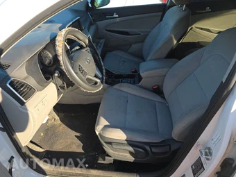 2021 Hyundai Tucson SE - miniatura 7