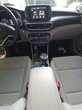 2021 Hyundai Tucson Value – miniatura 10