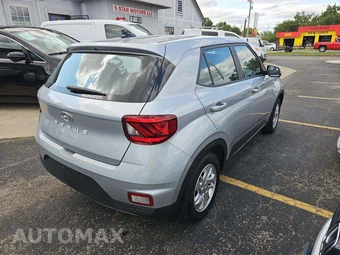 2021 Hyundai Venue SE - miniatura 3