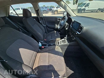 2021 Hyundai Venue SE - miniatura 8