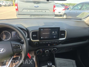 2021 Hyundai Venue SE - miniatura 11