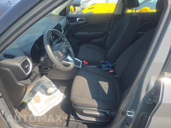 2021 Hyundai Venue SE - miniatura 7