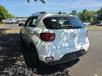 2021 Hyundai Venue SEL – miniatura 2