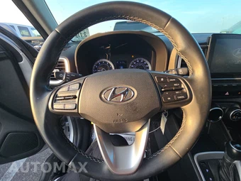 2021 Hyundai Venue SEL – miniatura 16