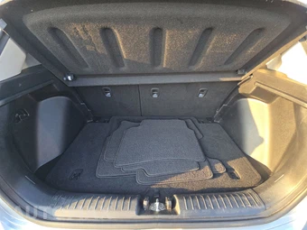 2021 Hyundai Venue SEL – miniatura 23