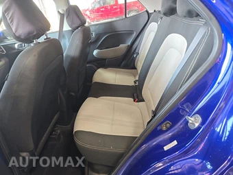 2021 Hyundai Venue SEL – miniatura 13
