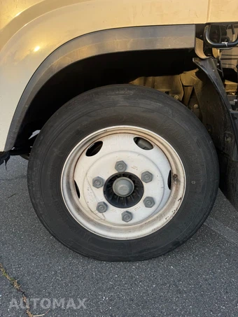 2021 Isuzu NPR HD Base Low Tilt - miniatura 10