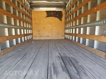 2021 Isuzu NPR HD Base Low Tilt - miniatura 16