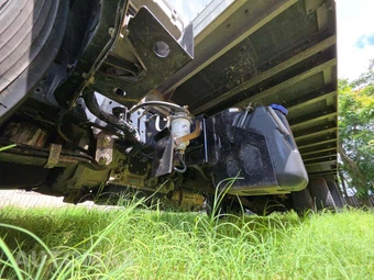 2021 Isuzu NQR Base Low Tilt – miniatura 7