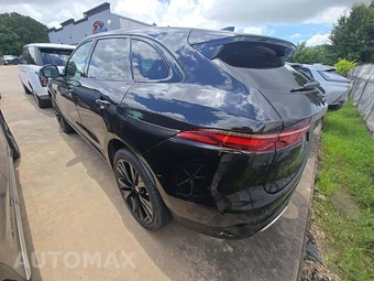 2021 Jaguar F-PACE S – miniatura 2