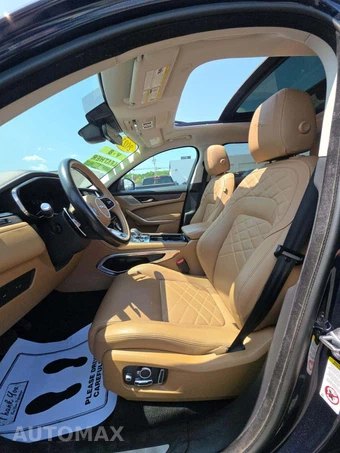 2021 Jaguar F-PACE S – miniatura 3