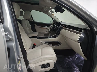 2021 Jaguar F-PACE S – miniatura 8