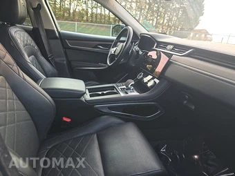 2021 Jaguar F-PACE S – miniatura 8