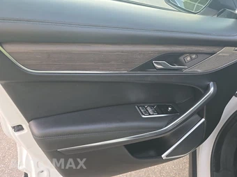 2021 Jaguar F-PACE S – miniatura 9