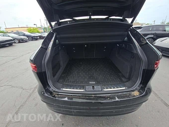 2021 Jaguar F-PACE S – miniatura 14