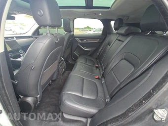2021 Jaguar F-PACE S – miniatura 13