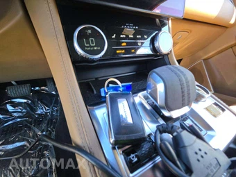2021 Jaguar F-PACE S – miniatura 8