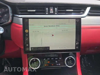 2021 Jaguar F-PACE SVR – miniatura 24