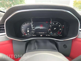 2021 Jaguar F-PACE SVR – miniatura 9