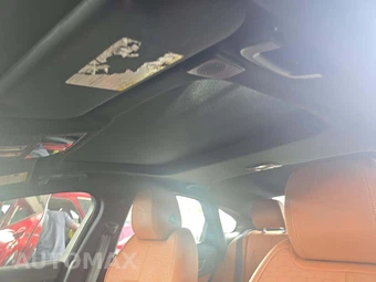 2021 Jaguar XF R-Dynamic SE – miniatura 11