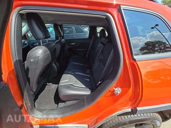 2021 Jeep Cherokee Altitude - miniatura 13