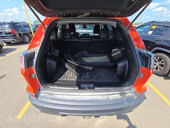 2021 Jeep Cherokee Altitude - miniatura 14