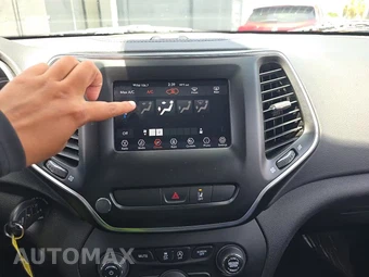 2021 Jeep Cherokee Latitude - miniatura 24