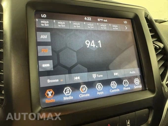 2021 Jeep Cherokee Latitude Lux - miniatura 19