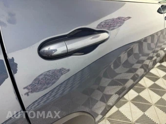 2021 Jeep Cherokee Latitude Lux - miniatura 28
