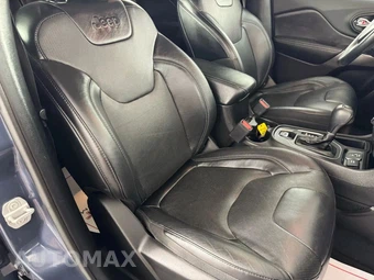 2021 Jeep Cherokee Latitude Lux - miniatura 33