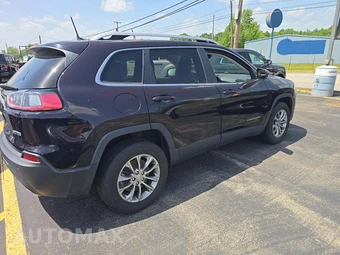 2021 Jeep Cherokee Latitude Lux - miniatura 3