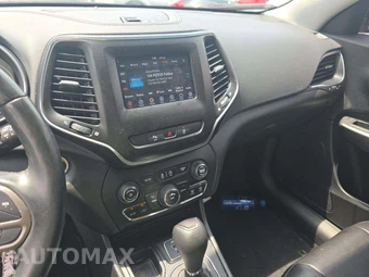 2021 Jeep Cherokee Latitude Plus - miniatura 10