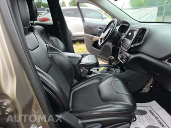 2021 Jeep Cherokee Latitude Plus - miniatura 18
