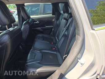 2021 Jeep Cherokee Latitude Plus - miniatura 13