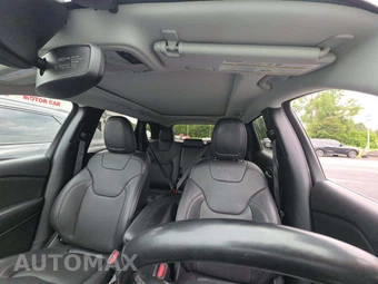2021 Jeep Cherokee Limited - miniatura 11