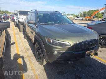 2021 Jeep Cherokee Trailhawk - miniatura 3