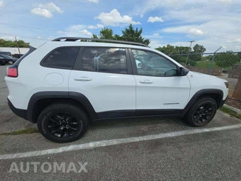 2021 Jeep Cherokee Trailhawk - miniatura 4