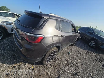 2021 Jeep Compass 80th Special Edition - miniatura 4
