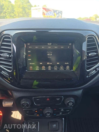 2021 Jeep Compass Altitude Edition – miniatura 10