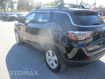 2021 Jeep Compass Latitude - miniatura 8