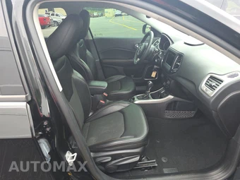 2021 Jeep Compass Latitude – miniatura 8
