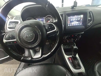 2021 Jeep Compass Latitude – miniatura 10