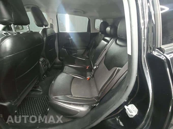 2021 Jeep Compass Latitude – miniatura 13