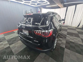 2021 Jeep Compass Latitude – miniatura 3