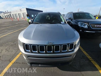 2021 Jeep Compass Latitude – miniatura 2