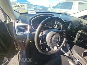 2021 Jeep Compass Latitude - miniatura 11
