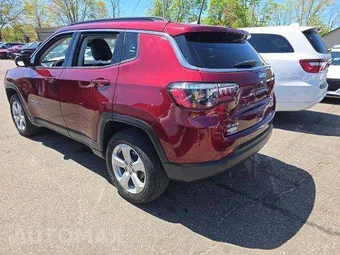 2021 Jeep Compass Latitude - miniatura 2